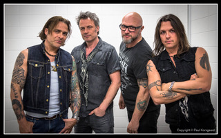 Mike Tramp & band of brothers